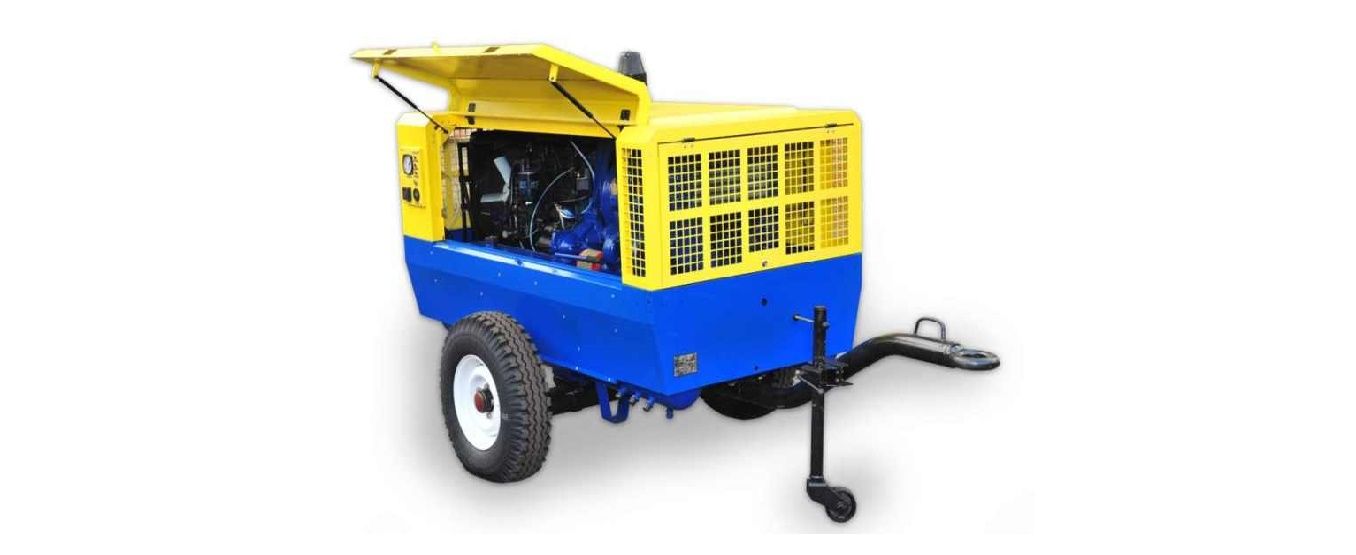 Компрессор поршневый дизельный ПКСД-3,5 на шасси КД48