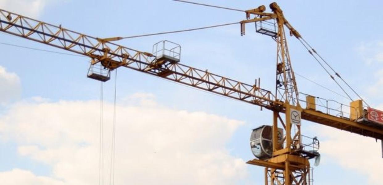 Башенный кран SYM H25/23 (QTZ 180) с оголовком стрелы